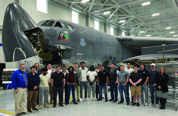 Boeing tour provides SWOSU students with career pathway insights